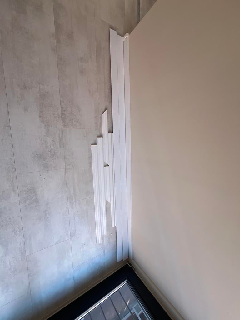 Diverse plinten en muurlijsten - Nieuwstaat, Ophalen, Mdf, 250 cm of meer, Lijsten
