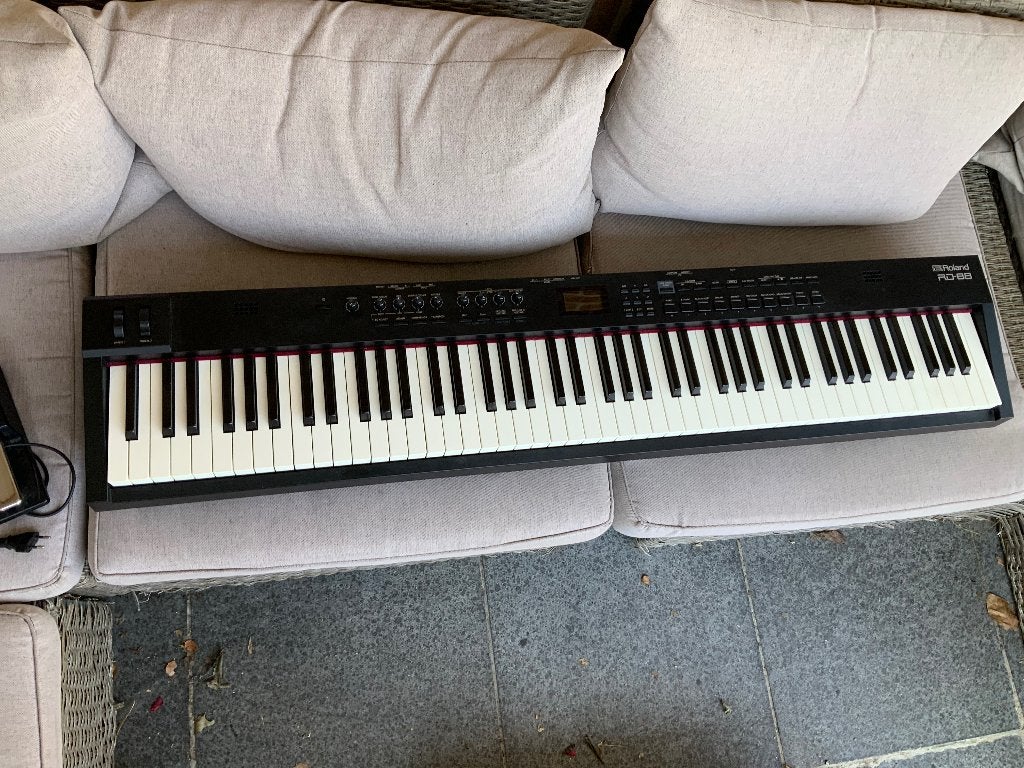 Roland RD-88 (incl EX upgrade ), Ophalen, Gebruikt, 88 toetsen, Roland