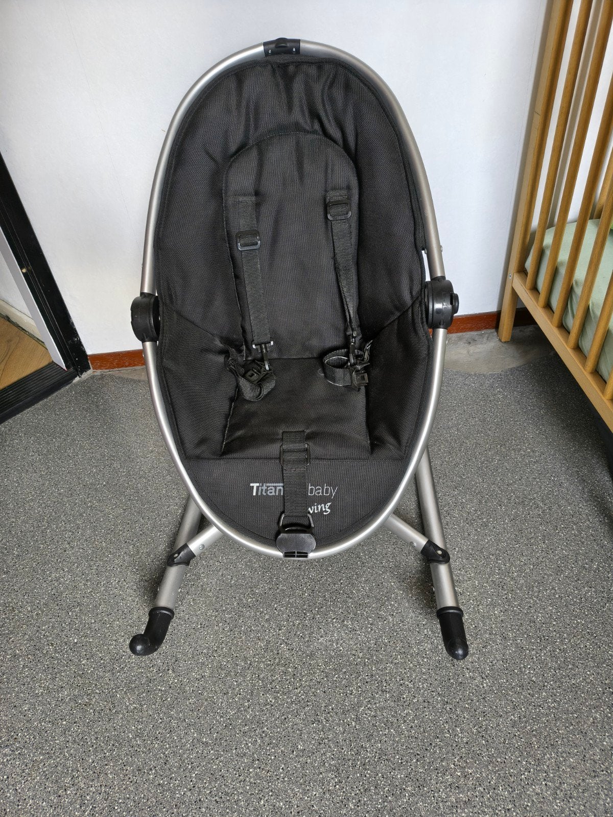 Titaniumbaby swing wipstoel, Kinderen en Baby's, Wipstoeltjes, Ophalen, Gebruikt