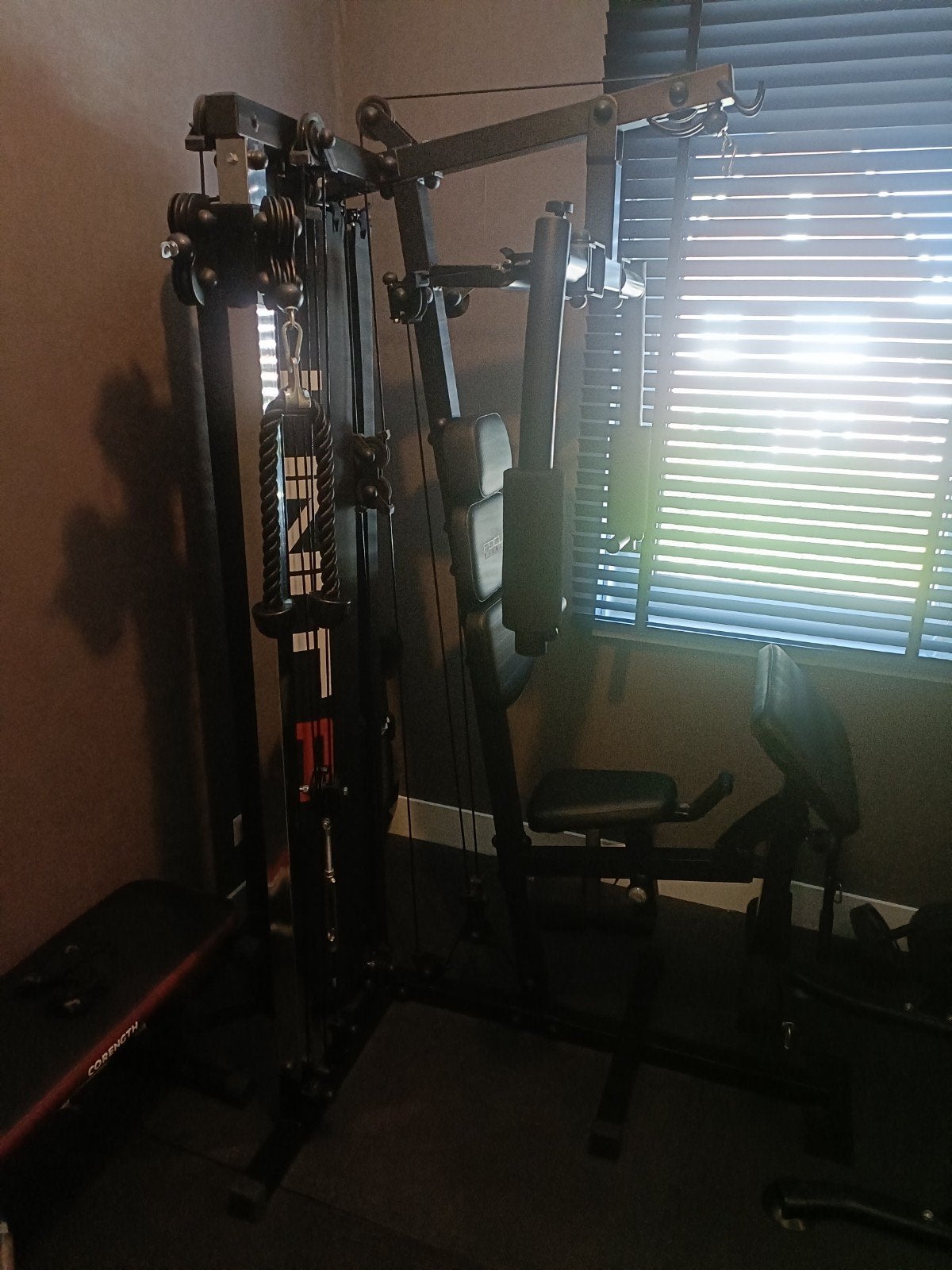 Focus Fitness Unit 6 Krachtstation - Zo goed als nieuw, Ophalen, Benen, Krachtstation, Zo goed als nieuw