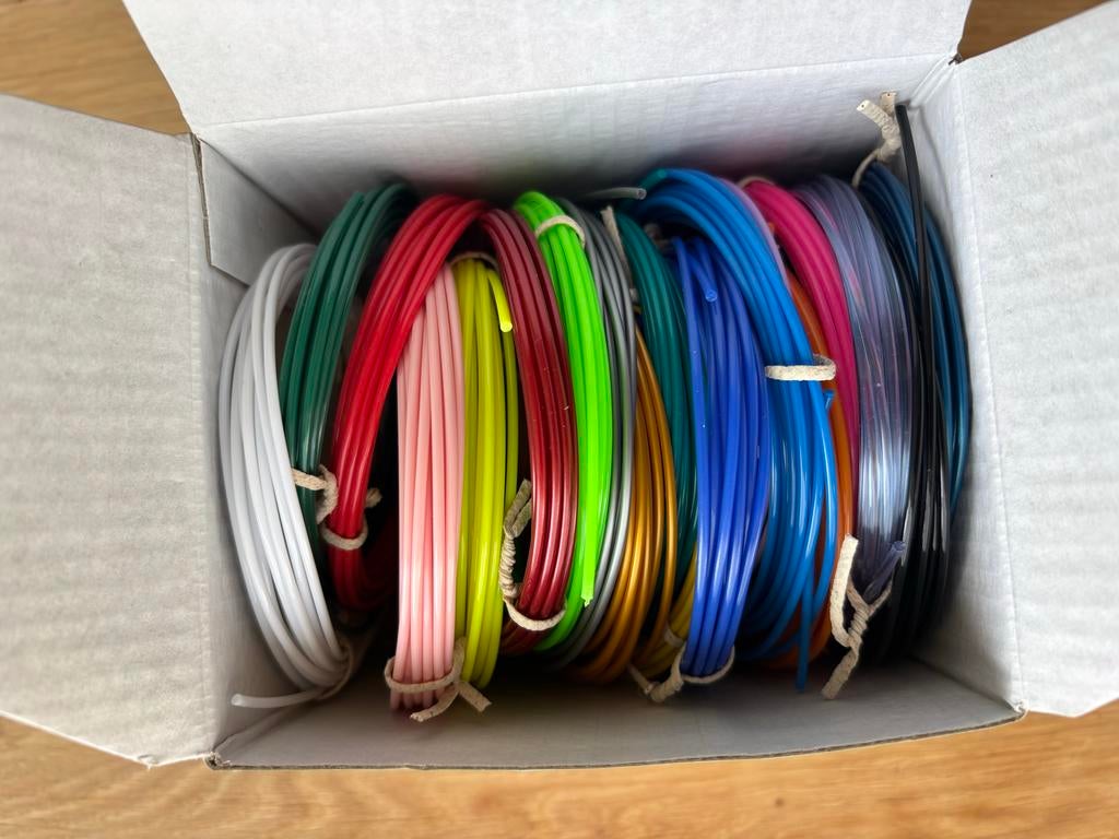 Nieuw 3Doodler Flow navulling - 20 kleuren, 1.75mm, 3m/kleur, Ophalen of Verzenden, Nieuw, Filamentrollen