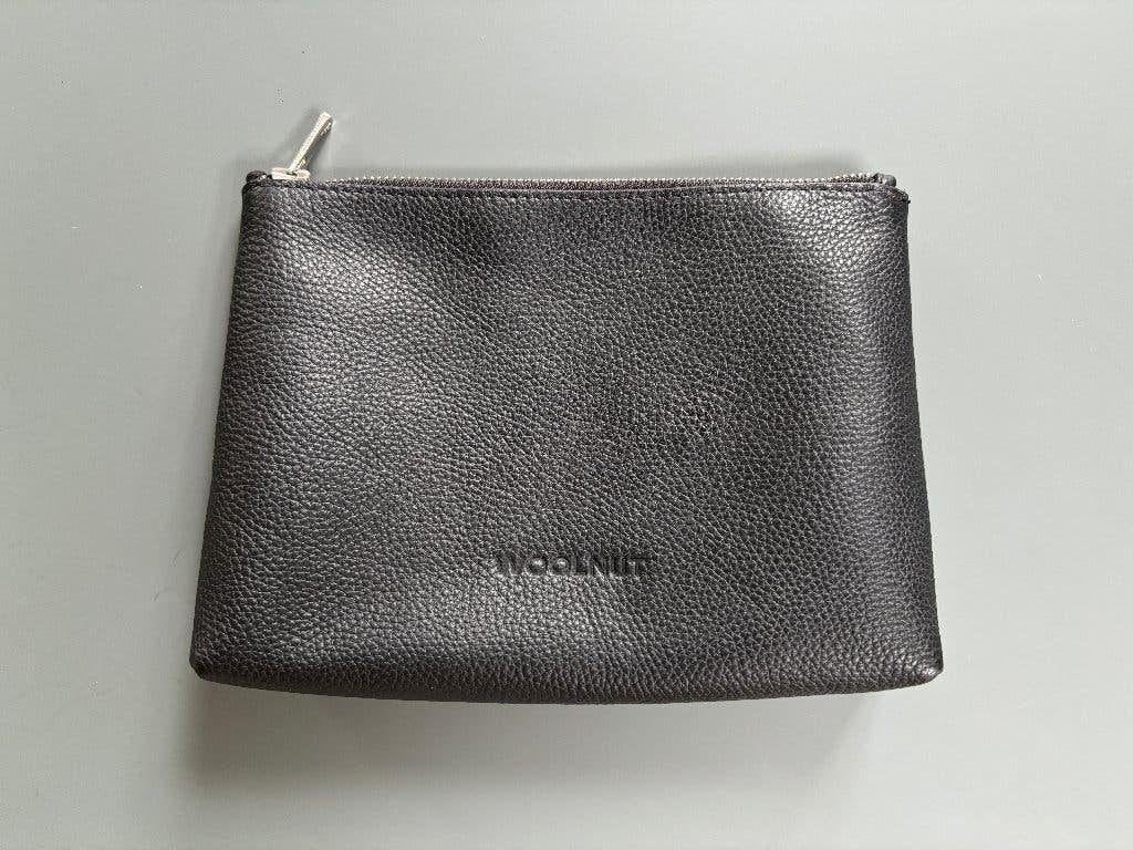 Woolnut Zwarte Lederen Pouch Nieuw, Overige merken, Minder dan 30 cm, Nieuw, Ophalen of Verzenden