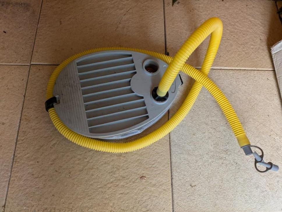 Voetpomp voor bv rubberboot ( rib ), Ophalen of Verzenden