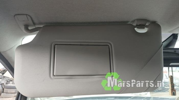 Zonneklep van een Ford Fiesta, Gebruikt, -, -, Ophalen of Verzenden