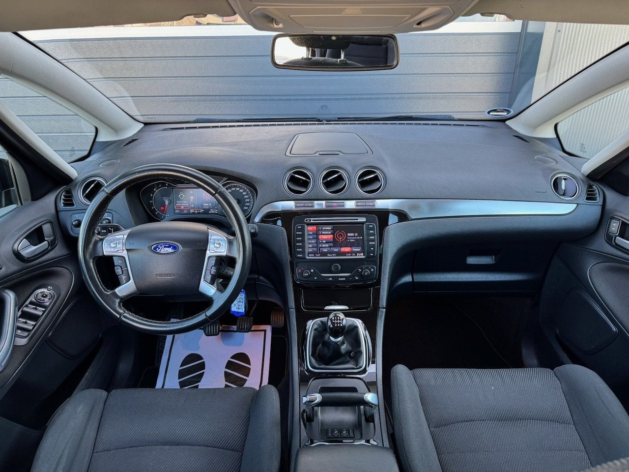 Ford S-MAX 1.6 EcoBoost 160pk Titanium | Navi | Trekhaak | 1, Auto's, Ford, Gebruikt, Zwart, 4 cilinders, 160 pk