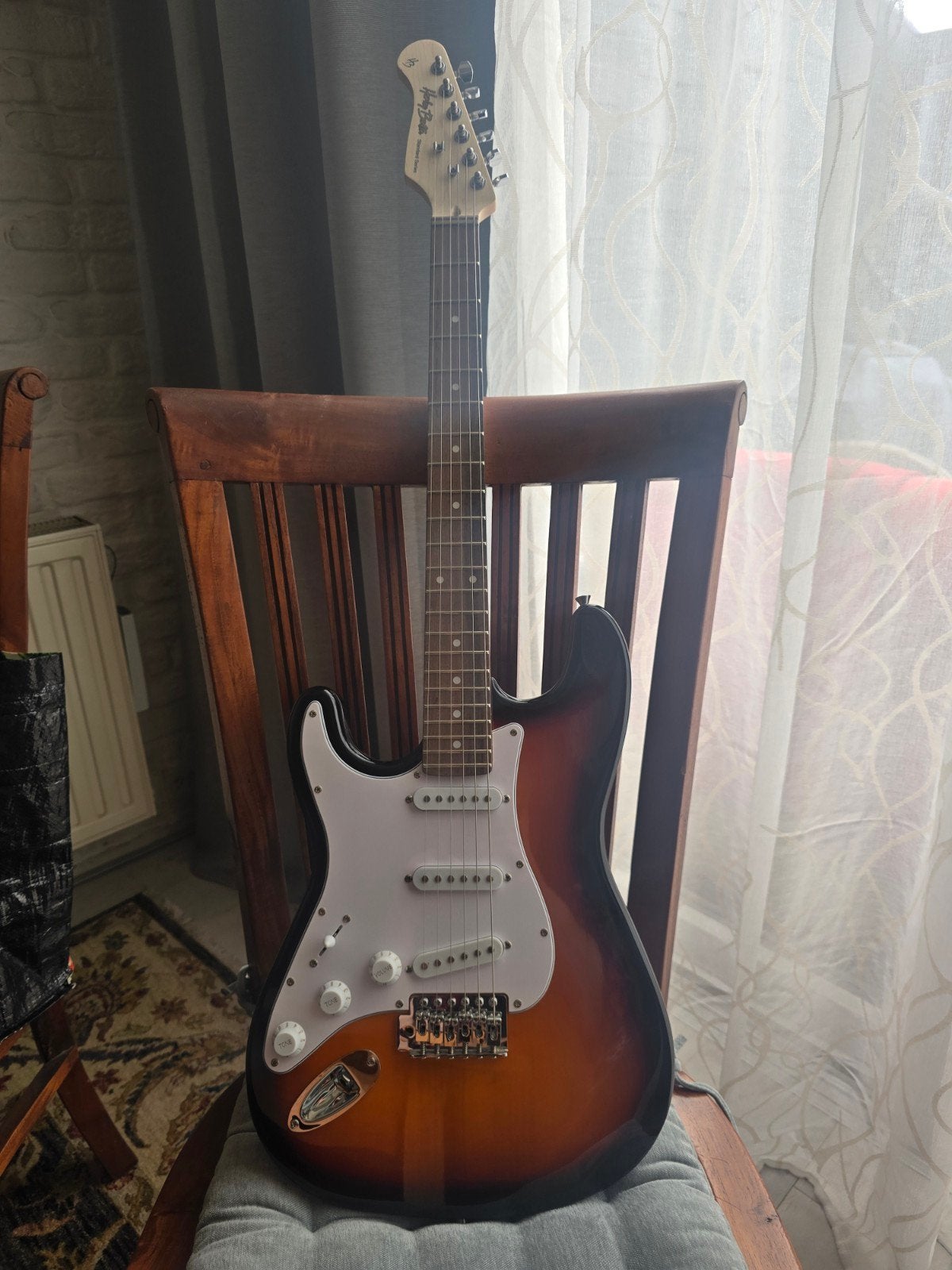 Linkshandige Harley Benton elektrische gitaar, Ophalen, Zo goed als nieuw, Solid body, Overige merken