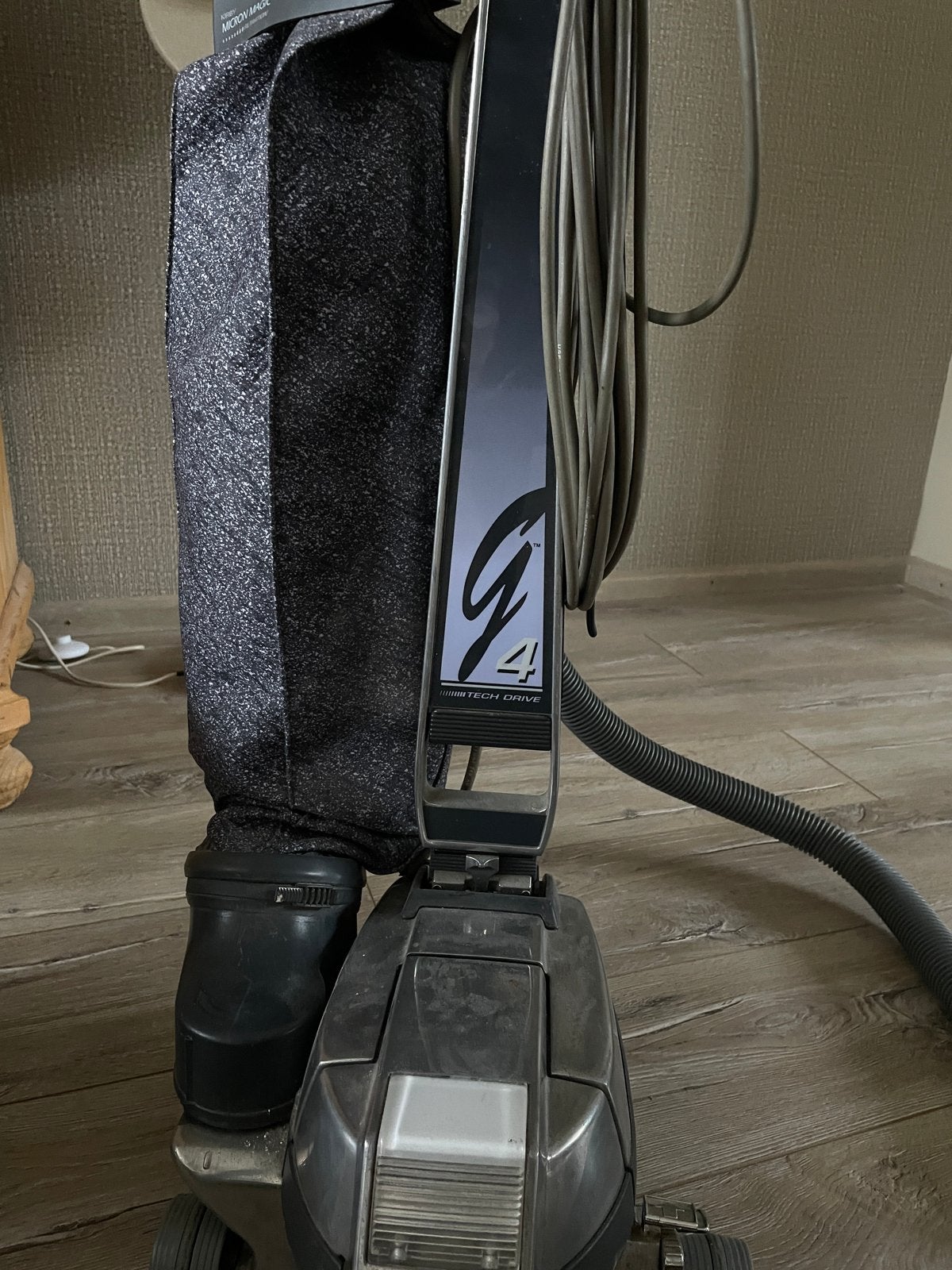 Kirby G4 Stofzuiger met accessoires, Inclusief accessoires, Gebruikt, 2000 watt of meer, Sledestofzuiger