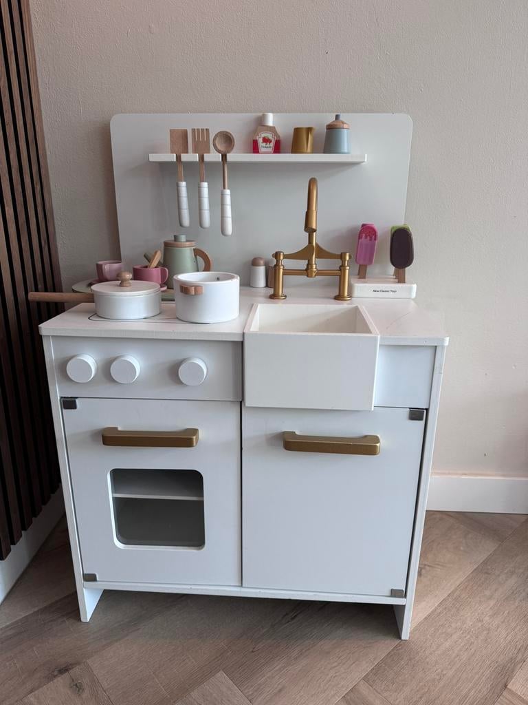 HOUTEN SPEELKEUKEN - petite amelie, Ophalen, Zo goed als nieuw