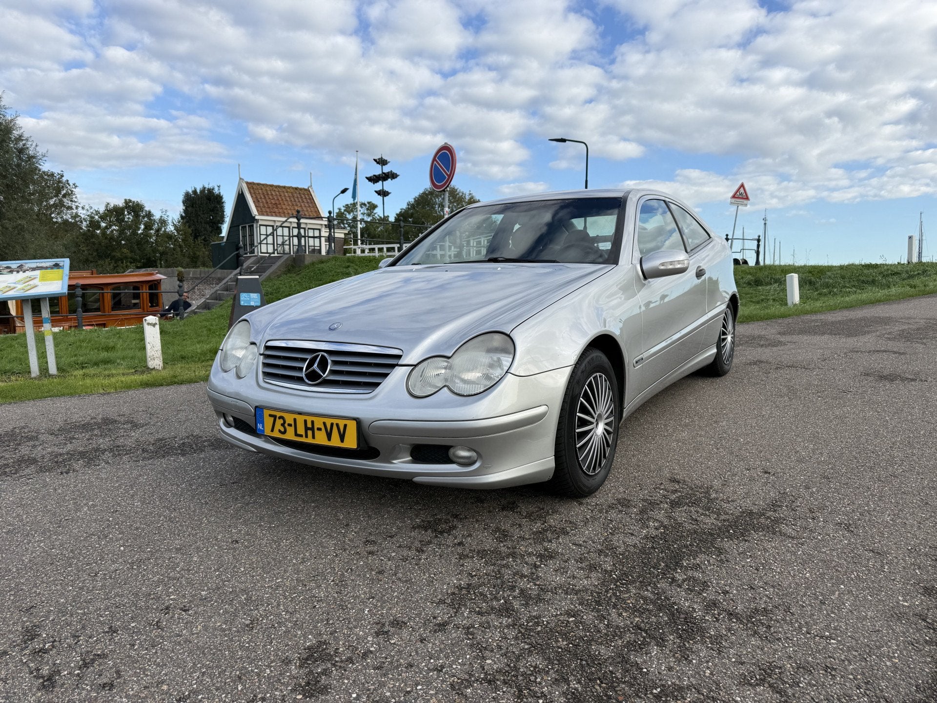 Mercedes-Benz C-Klasse Sportcoupe 180 K. Class bj2003/118000, Auto's, Gebruikt, 4 stoelen, 1796 cc, Euro 4