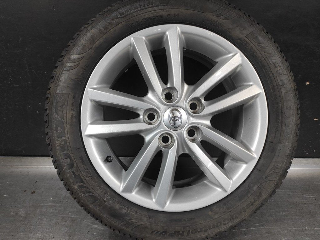 Velg + band Toyota Auris (205-55-R16), Auto-onderdelen, Banden en Velgen, Gebruikt, 16 inch, Banden en Velgen, All Season