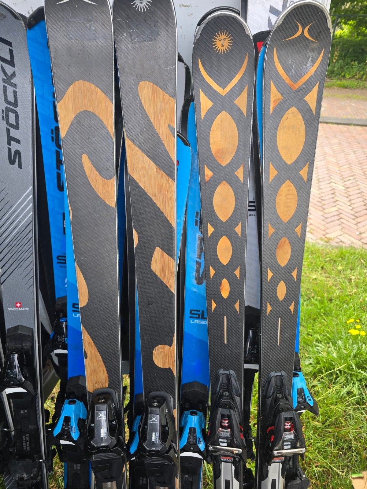 LUXE INDIGO (BOGNER) SKIS NP 2950€!, Overige merken, 160 tot 180 cm, Indigo/ bogner, Ophalen of Verzenden