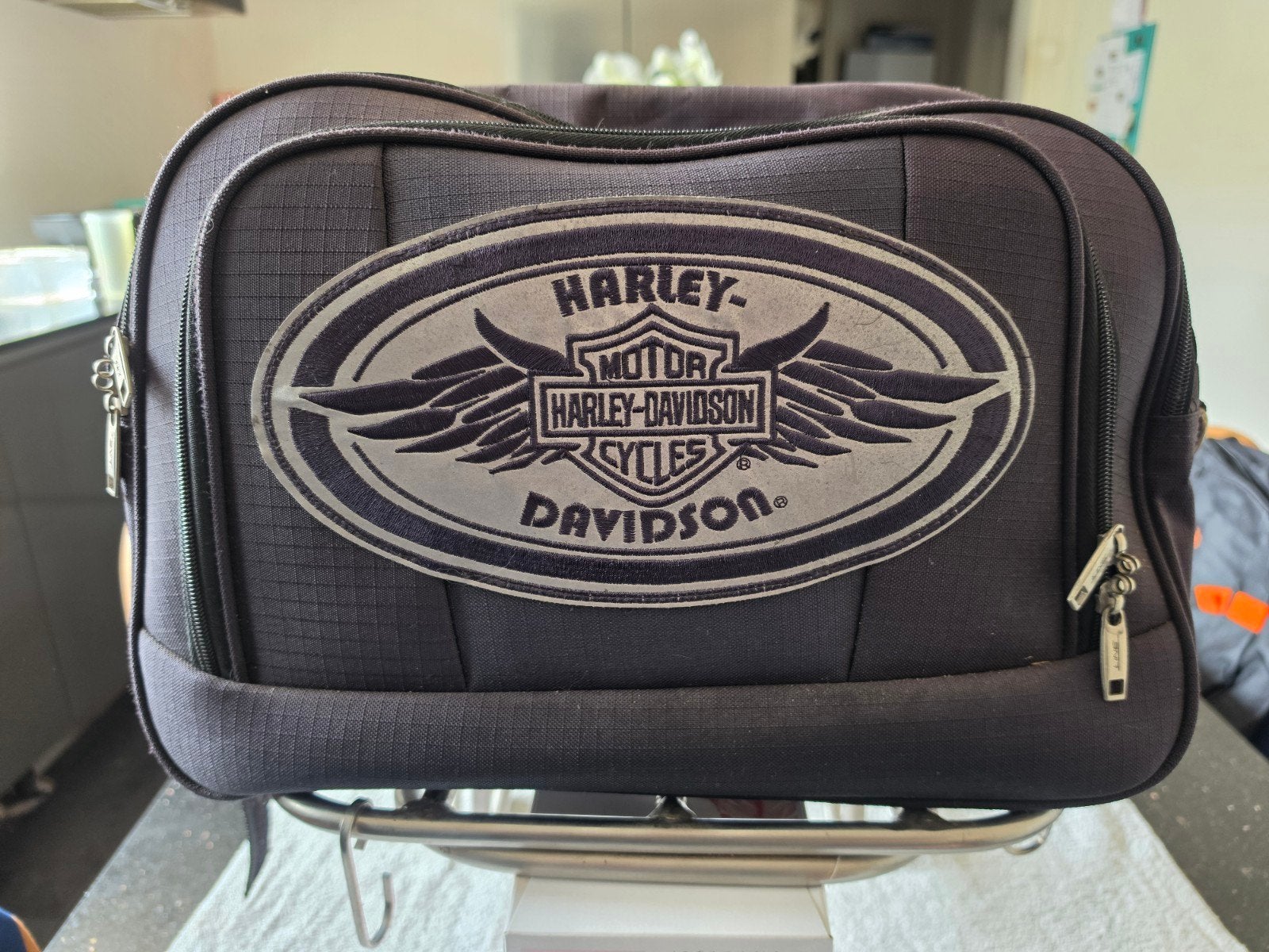 Harley davidson  bagagerek met koffer. Sportster vanaf 2011., Ophalen