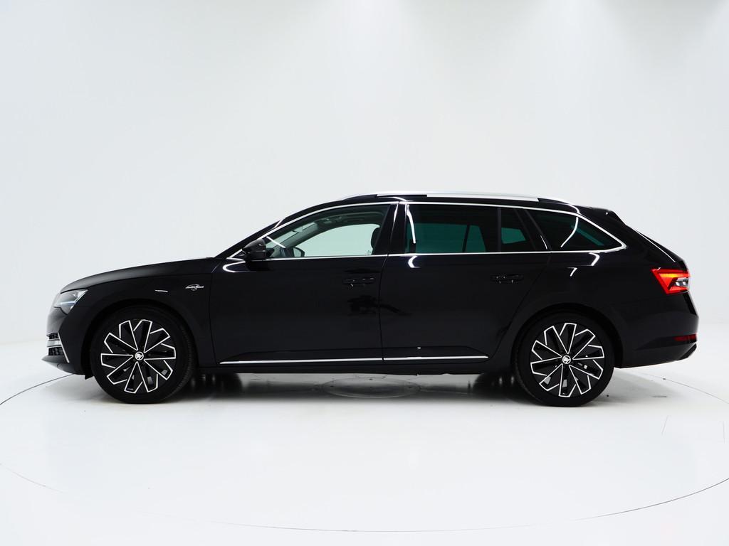 Skoda Superb Combi 1.4 TSI iV Laurin & Klement | Panoramadak, Gebruikt, Zwart, 4 cilinders, Zwart