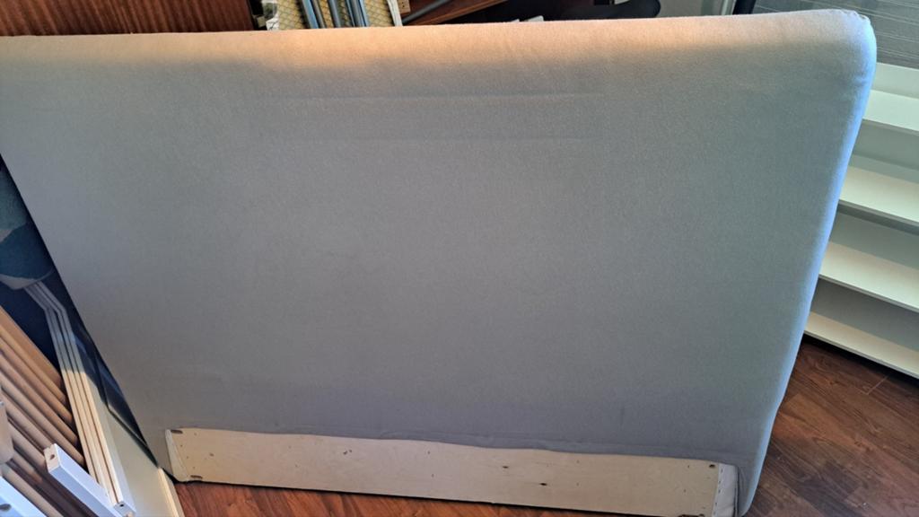 Gratis Ikea hoofdbord, Huis en Inrichting, Ophalen, Gebruikt, Tweepersoons, Hout
