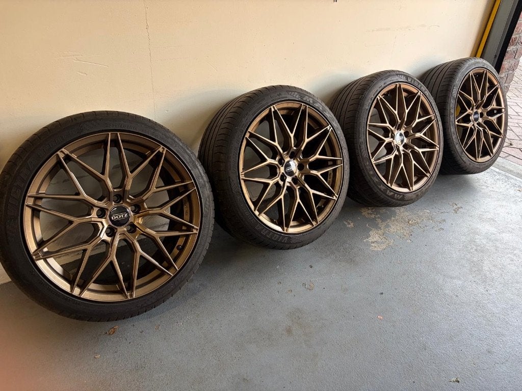 Dotz Suzuka velgen”19”5x112/45/8.5J bronze+Maxxisband Caddy, Gebruikt, Banden en Velgen, 235 mm, Zomerbanden