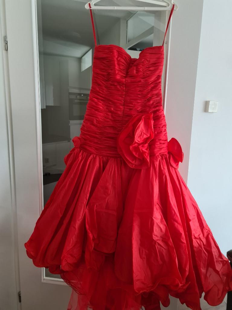 mooie gelegenheidsjurk-halter model met bolero een enkele, Maat 38/40 (M), Galajurk, Ophalen of Verzenden, Rood