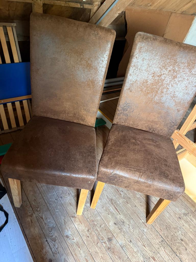 Leer achtige stoelen 2 stuks GRATIS, Ophalen, Gebruikt, Twee, Bruin
