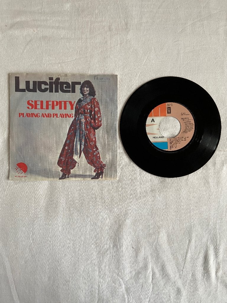 lucifer - selfpity, Pop, 7 inch, Ophalen of Verzenden, Zo goed als nieuw