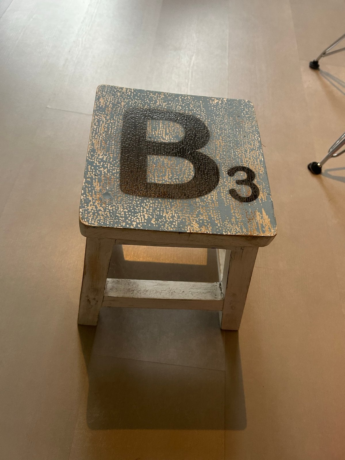 Leuk Scrabble krukje met letter B, Ophalen of Verzenden, Gebruikt, Hout