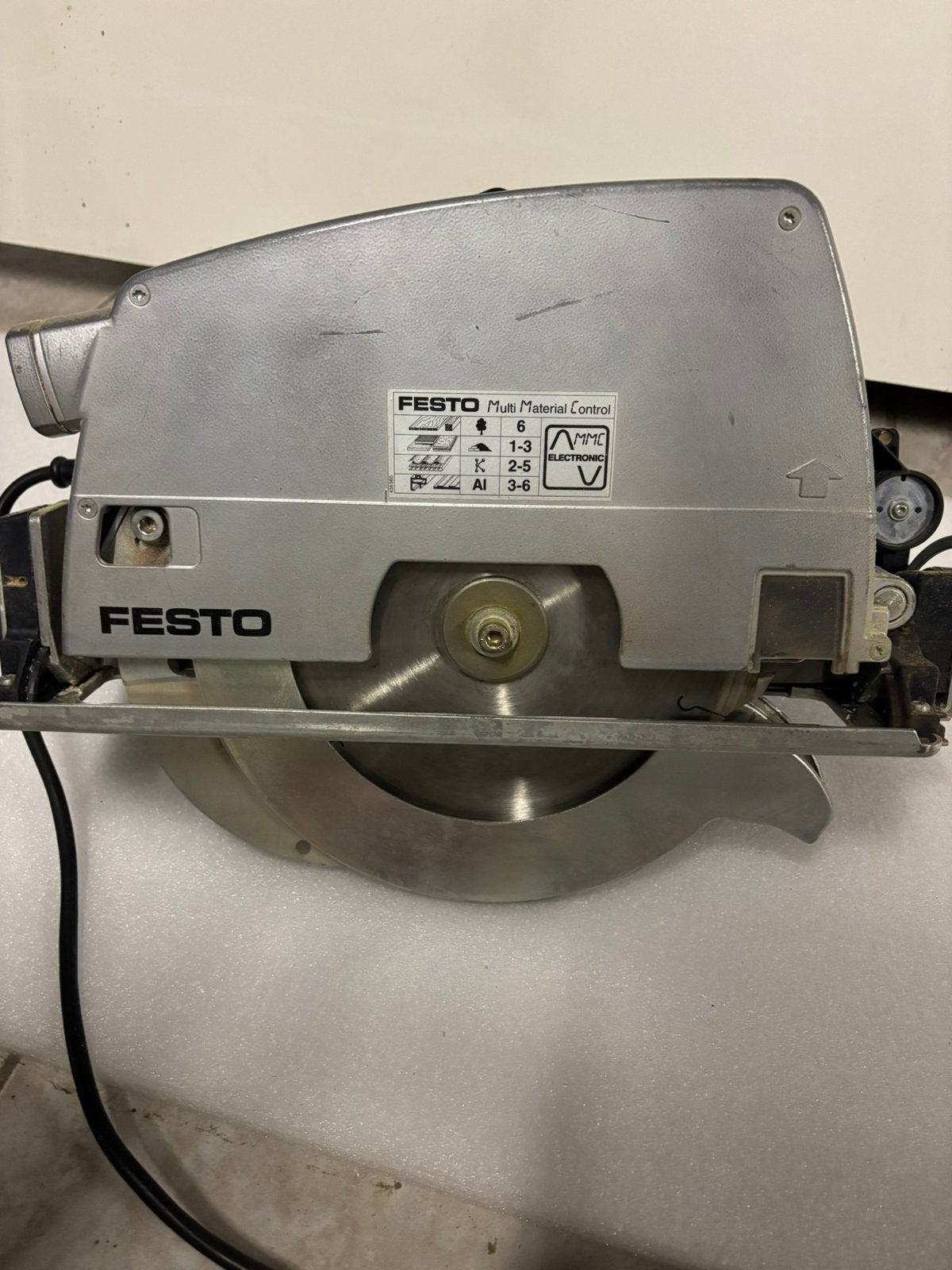 Festo electrische zaag 85 mm, Gebruikt, Cirkelzaag, 70 mm of meer, Ophalen of Verzenden