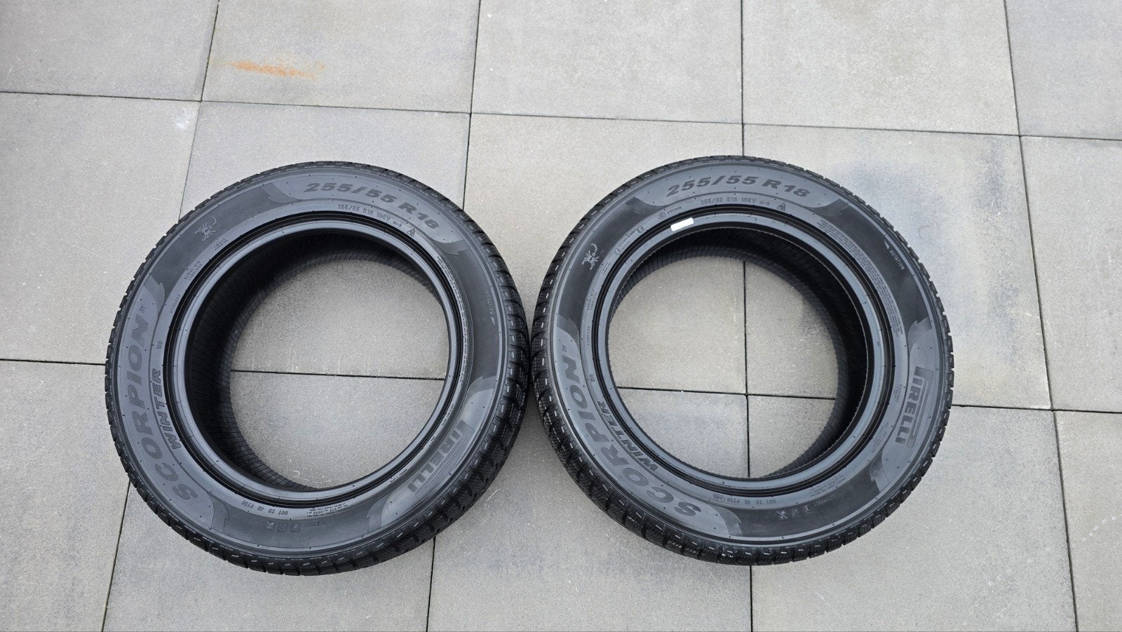 2 x Tires Pirelli Scorpion 255 55 R18 Winter M+S New, Ophalen of Verzenden, Nieuw