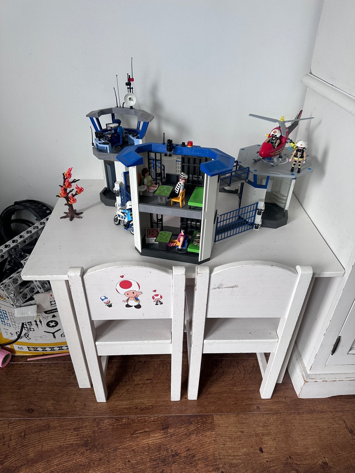 Playmobil Politiebureau met Helikopter en Figuren, Ophalen of Verzenden, Gebruikt, Jongen of Meisje