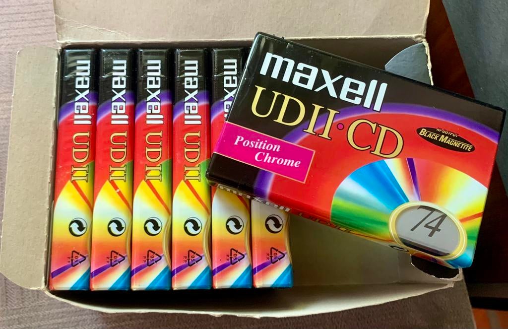 GERESERVEERD Doosje 7x NOS Maxell UDII-CD 74 cassettebandjes, 2 t/m 25 bandjes, Ophalen of Verzenden, Nieuw in verpakking, Maxell Europe Limited. Botanica Ditton Park, Riding Court Road,  Datchet, Slough,  Berkshire England SL3 9LL