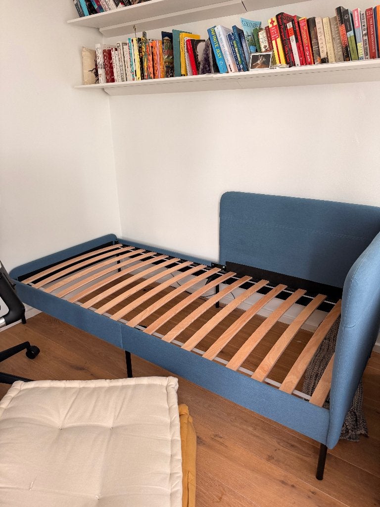 IKEA BLÅKULLEN Bedbank / Eenpersoonsbed, Ophalen, 90 cm, Wit, Zo goed als nieuw