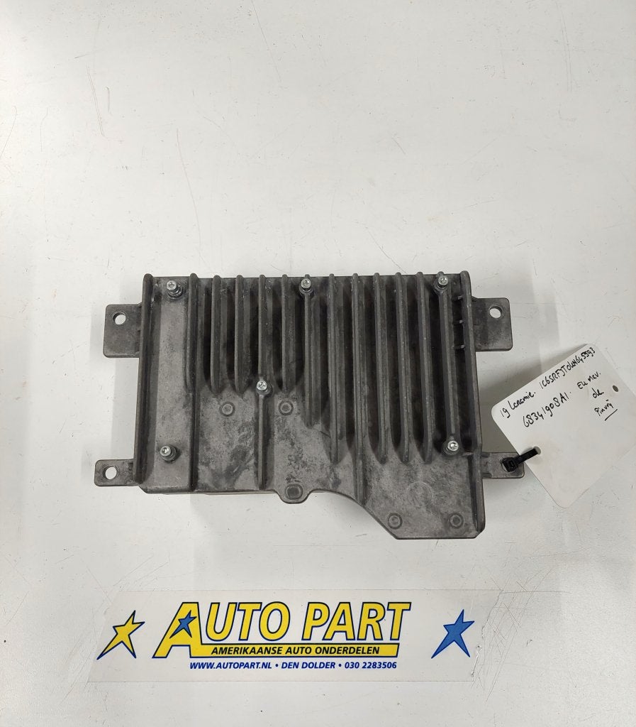 Dodge Ram radio/media module 2019-2020, Gebruikt, PO Box 21-8004 | Auburn Hills, MI 48321-8004, Amerikaanse onderdelen, Ophalen of Verzenden