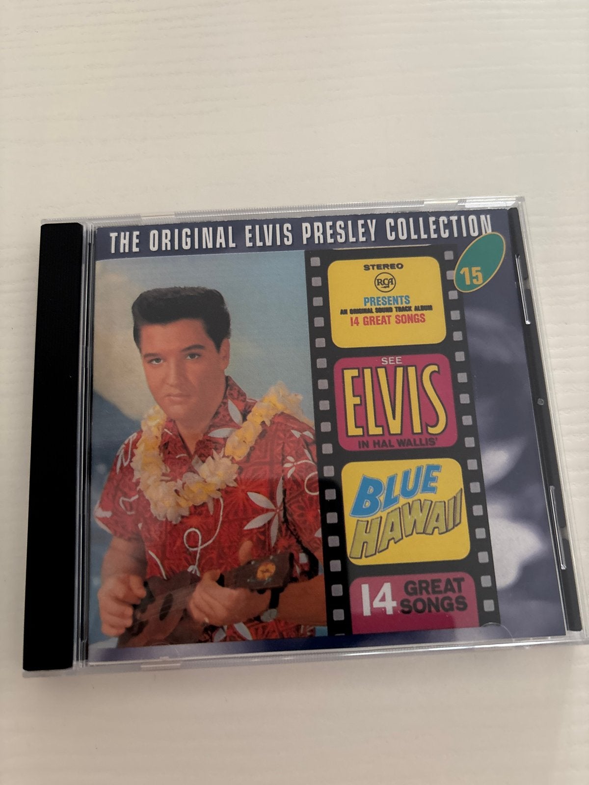 CD Elvis- Blue Hawaii (The Original Elvis Presley nr. 15.  C, Ophalen of Verzenden, Zo goed als nieuw, Cd of Plaat