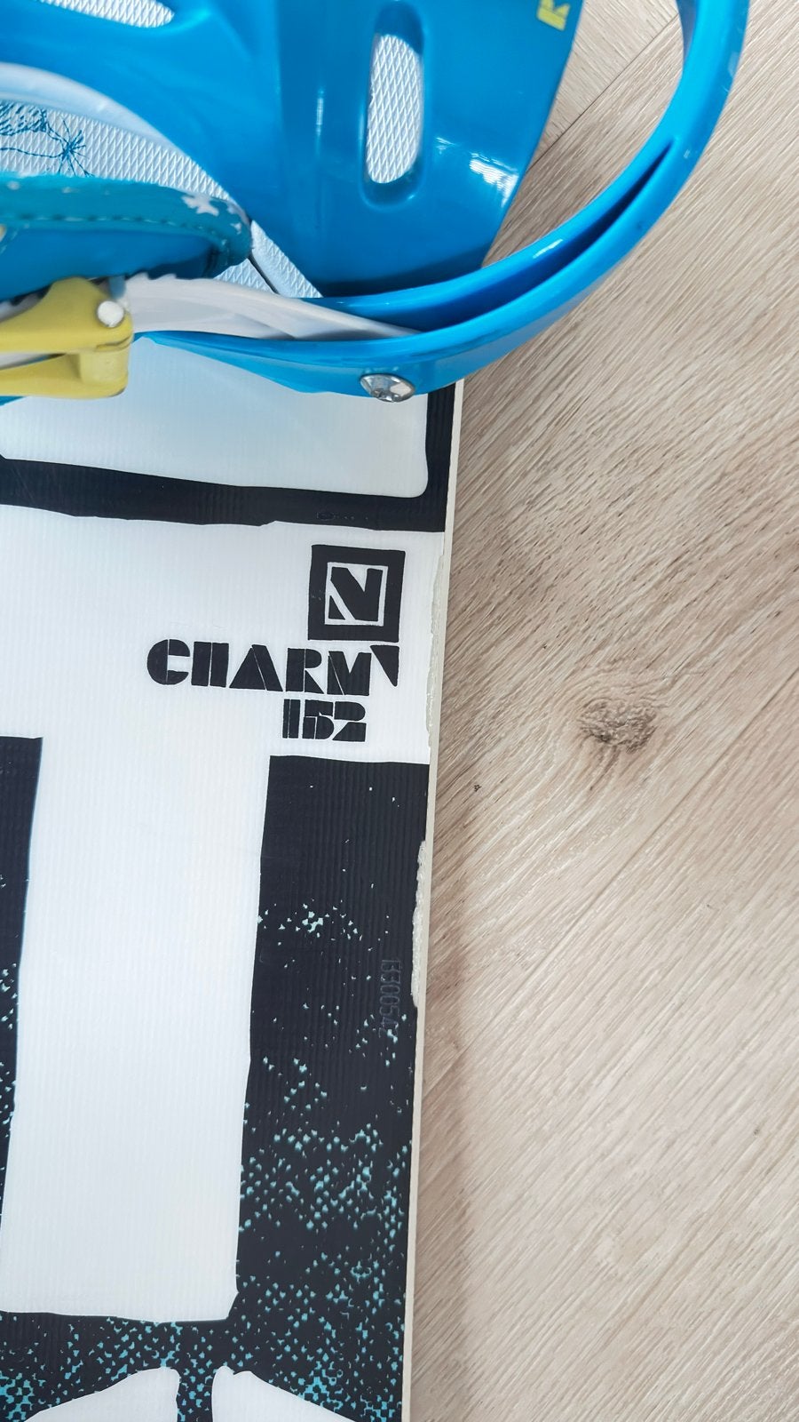 Nitro Charm 152 Snowboard met Bindingen, Ophalen of Verzenden, Gebruikt, Board