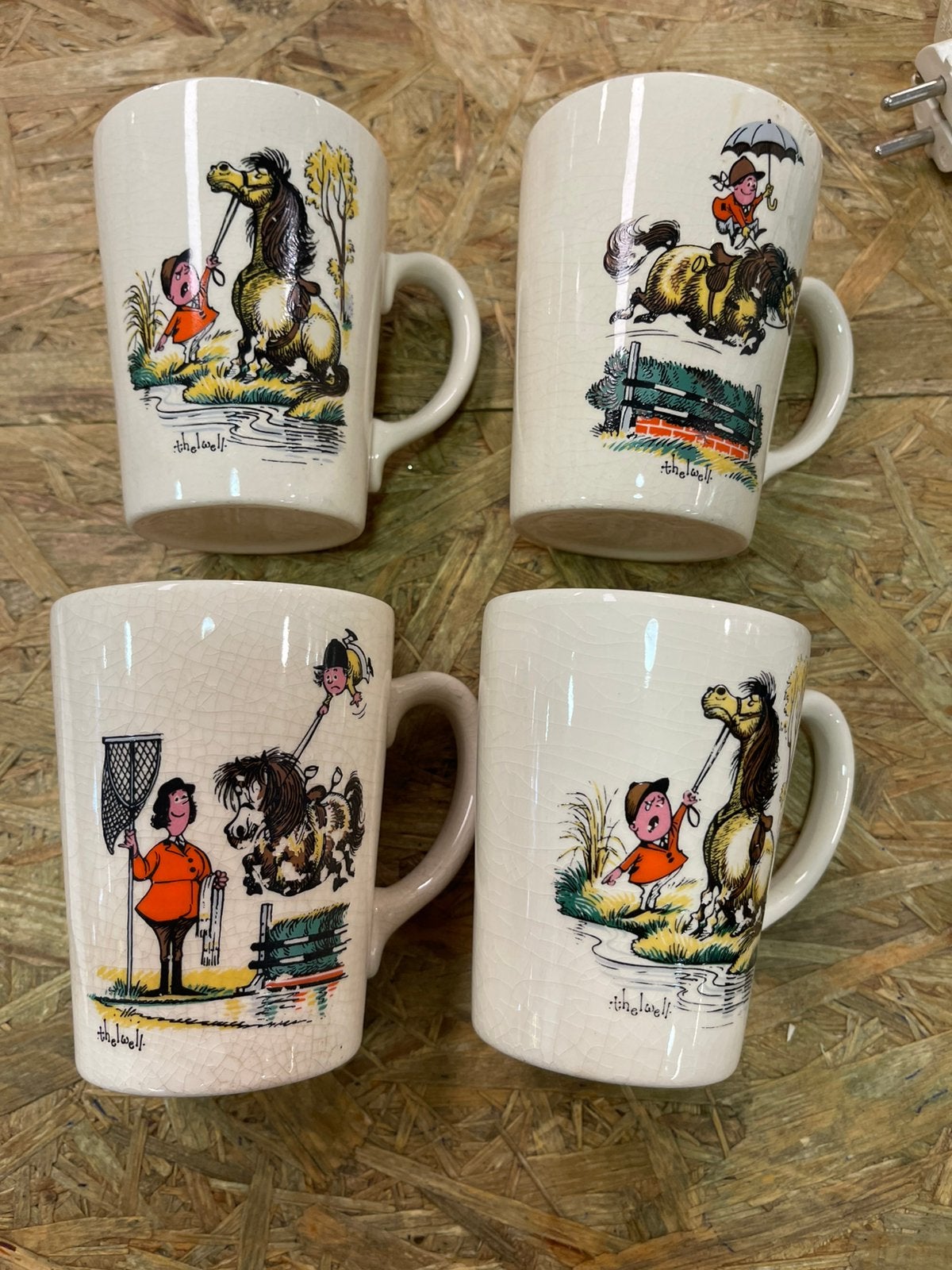 Grays Pottery (Aldridge, Staffordshire mokken, Antiek en Kunst, Antiek | Servies los, Ophalen of Verzenden
