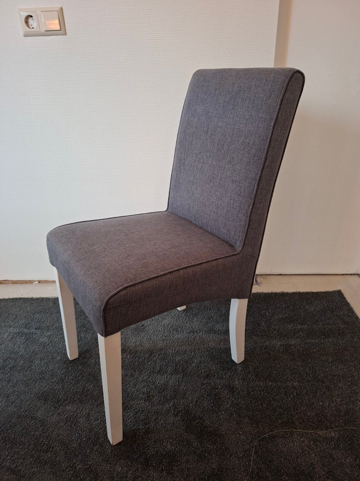 Eetkamerstoel, Ophalen, Eén