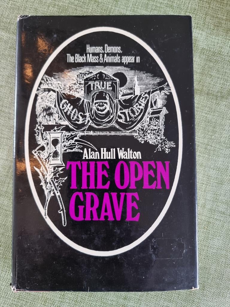 The Open Grave - Alan Hull Walton (1969), Ophalen of Verzenden, Gelezen