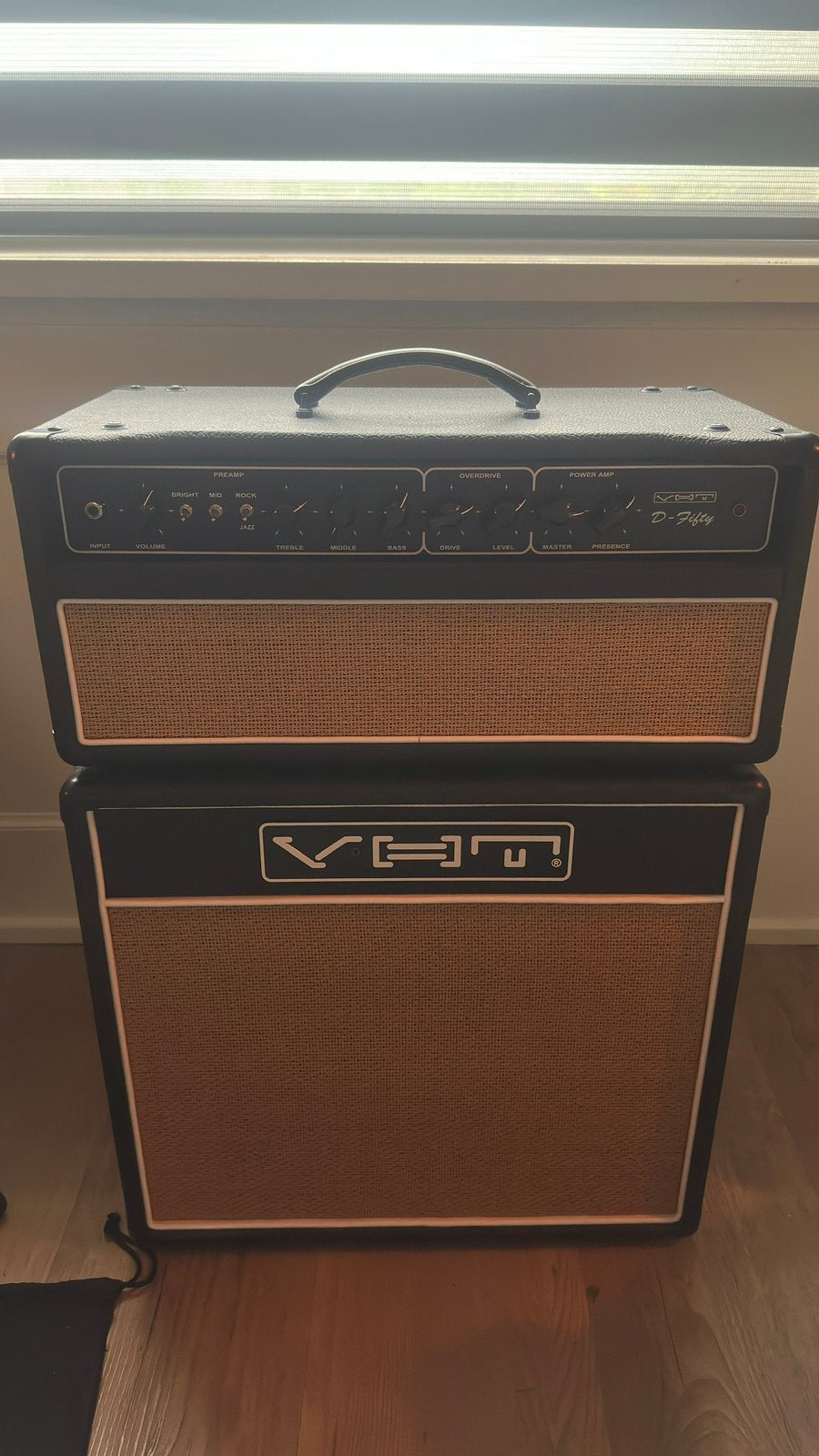 Vht D-Fifty met 1x12 speaker cab, Ophalen of Verzenden, Zo goed als nieuw, 50 tot 100 watt