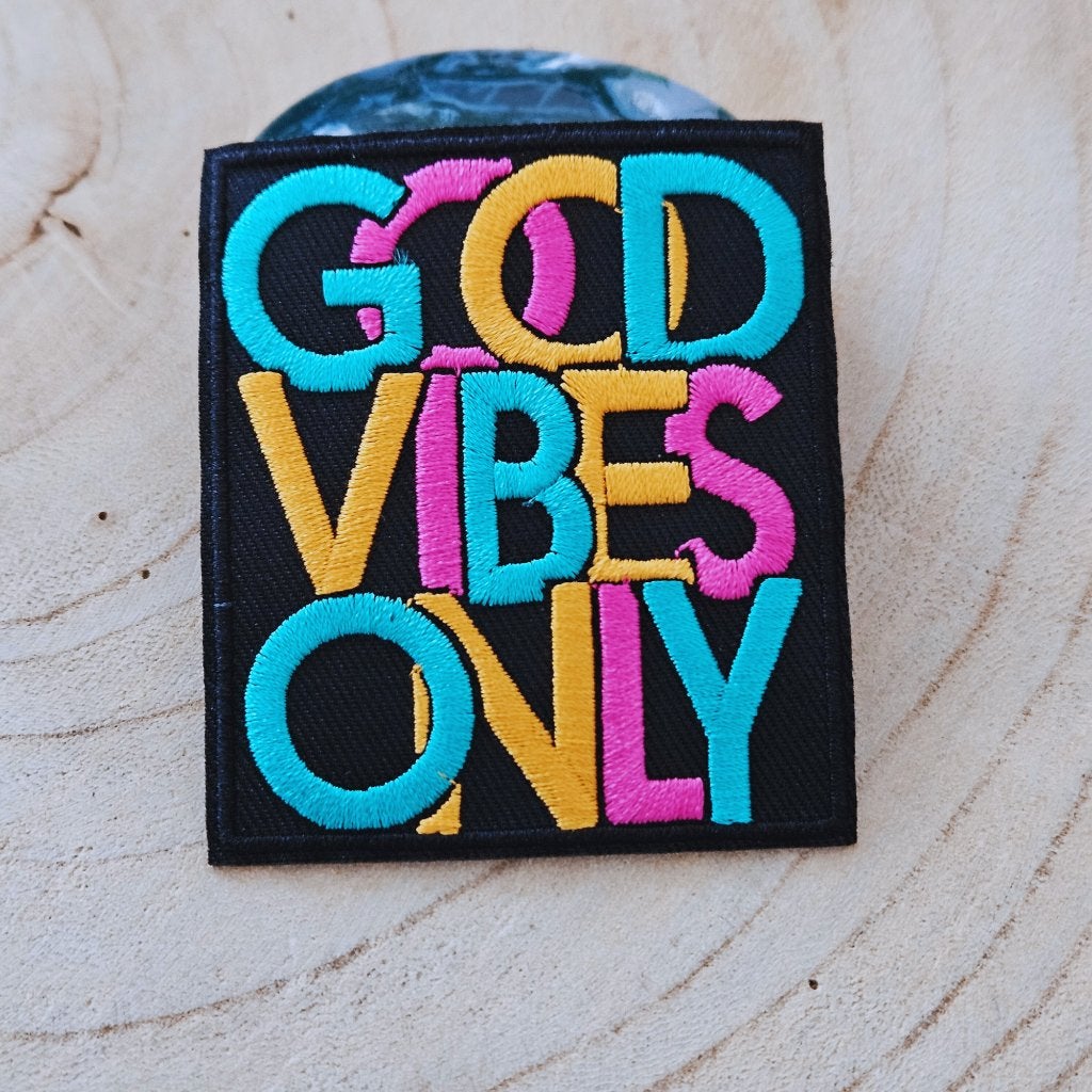Strijk embleem applicatie Patch Good vibes only, D, Nieuw, Ophalen of Verzenden, D