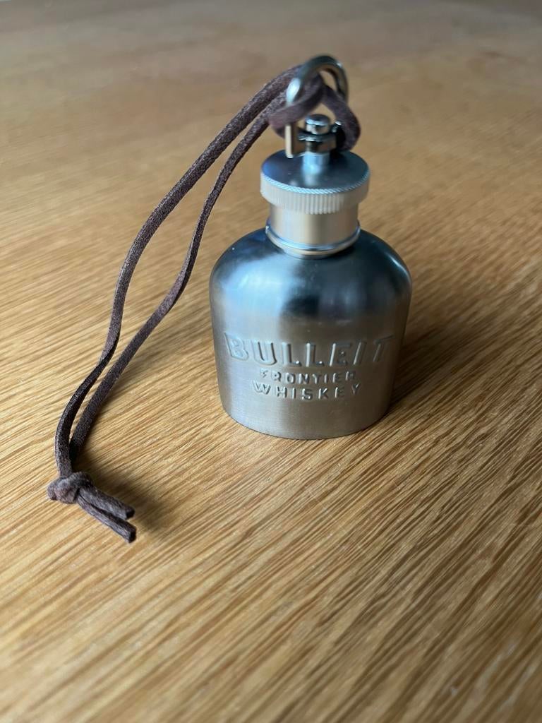 Bulleit Frontier Whiskey miniatuur drank-flacon, Gebruiksvoorwerp, ?, Zo goed als nieuw, ?