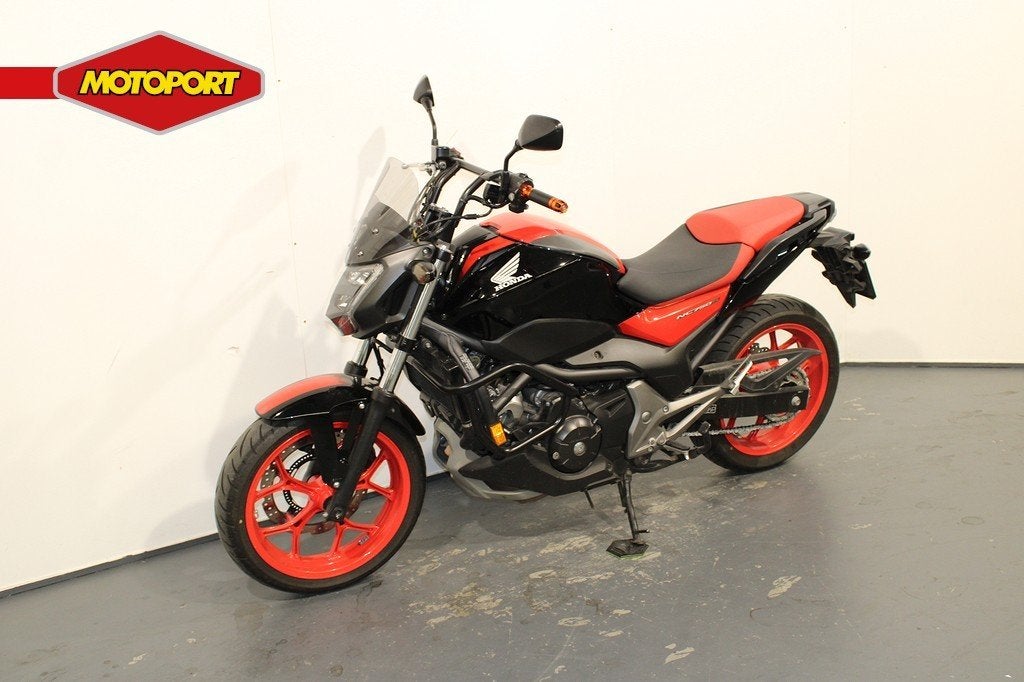 Honda NC 750 S DCT (bj 2017), Motoren, Motoren | Honda, Bedrijf, Mc.benelux@honda-eu.com, Doornveld 180
B-1731  Zellik, BE, Naked bike