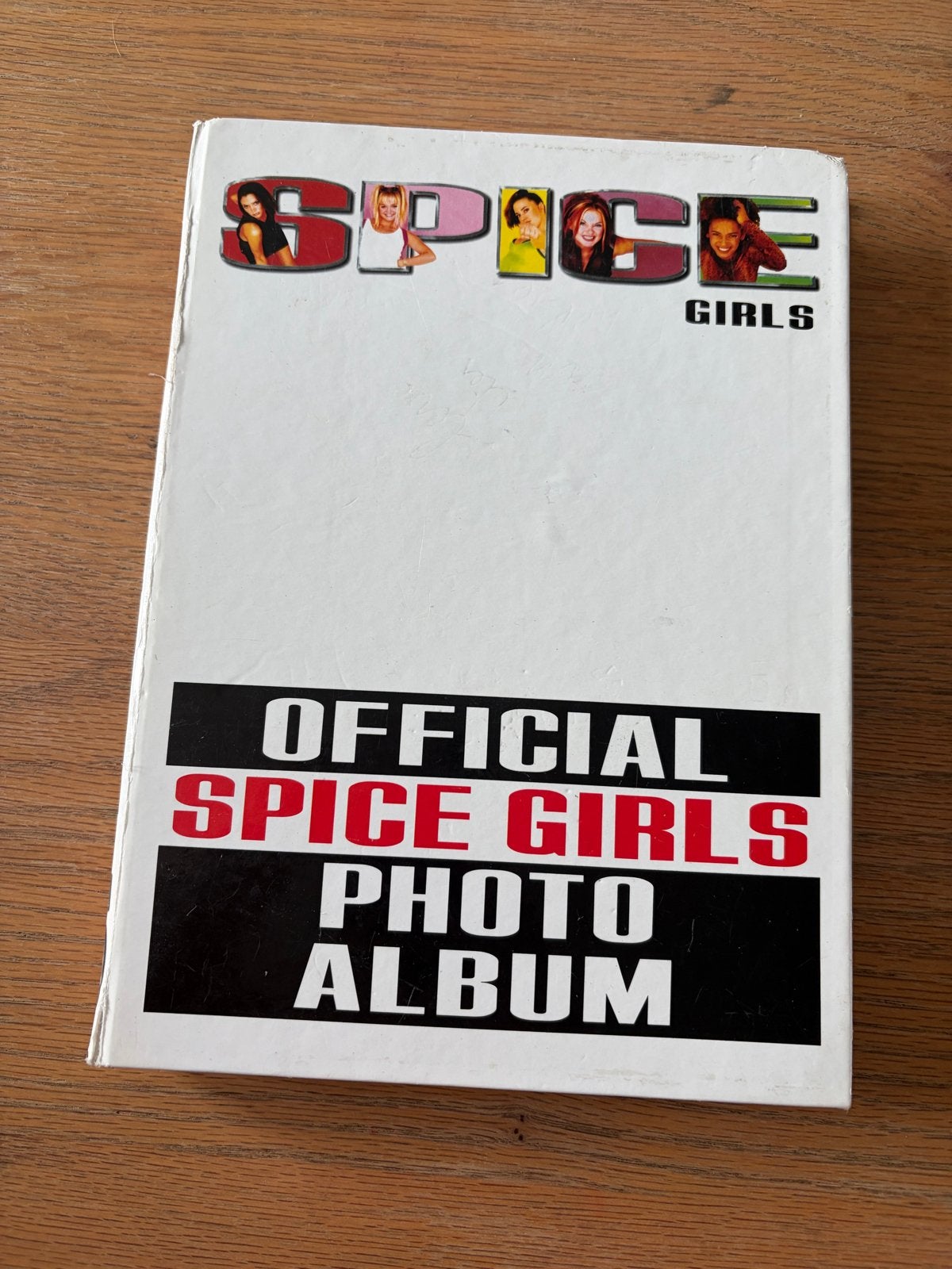 Spice Girls Officieel Fotoalbum 1997 - Collectorsitem, Verzamelen, Gebruikt, 1980 tot heden, Foto, Ophalen of Verzenden