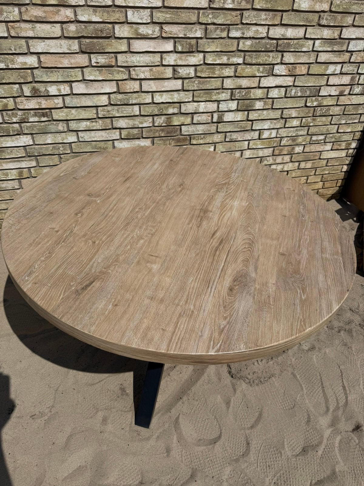 Ronde tafel met mooie zwarte stalen poten, Ophalen, Zo goed als nieuw, Rond, 100 tot 150 cm