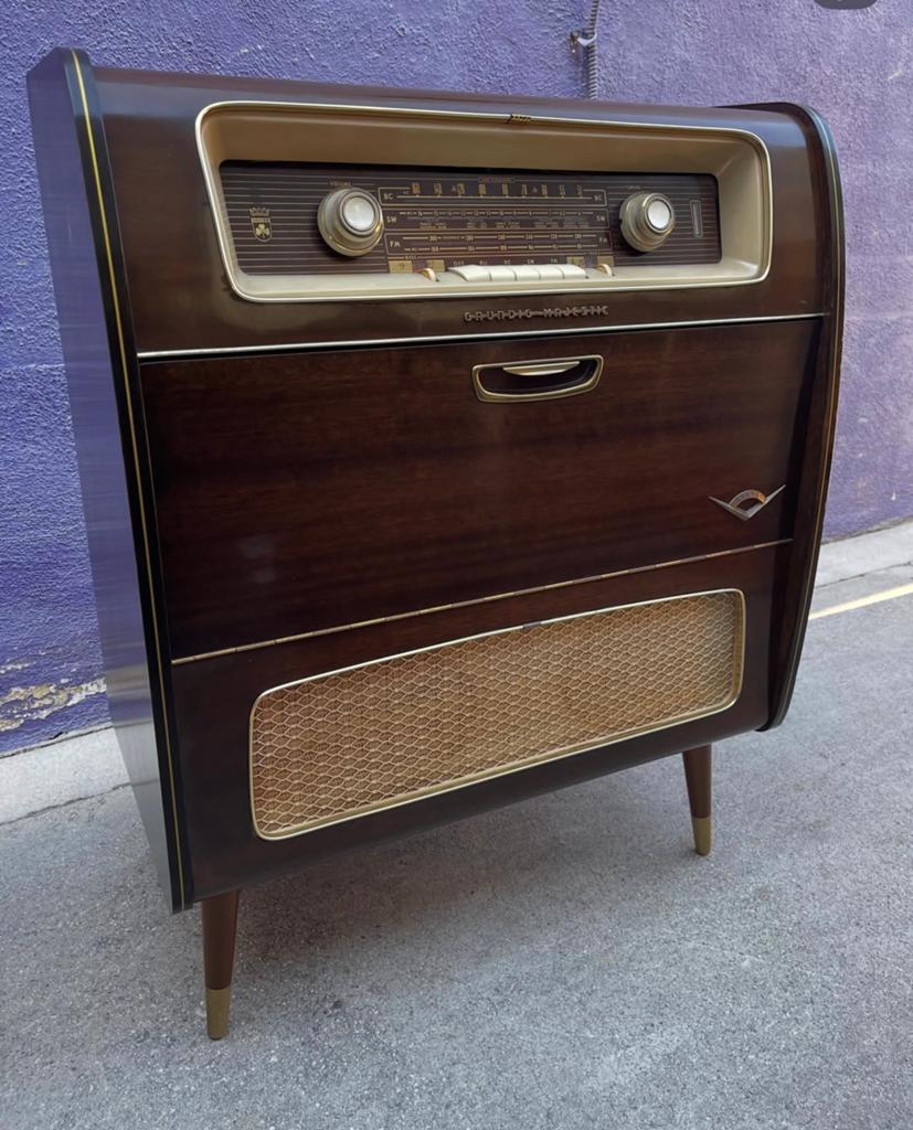 Gezocht!     Grundig Majestic, Audio, Tv en Foto, Ophalen