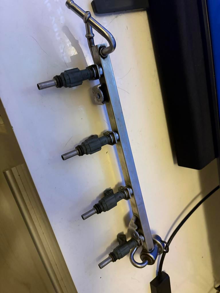 Audi S3 injectoren 1.8 20vt 0280155892 06a906031j, Ophalen of Verzenden, Gebruikt, Audi