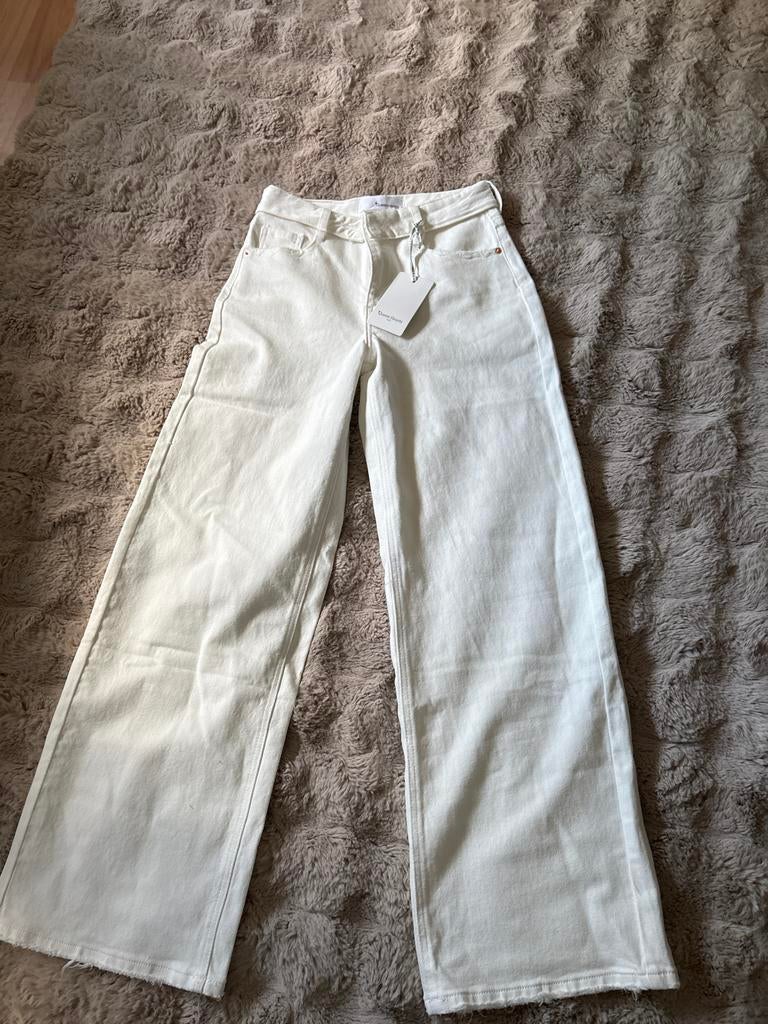 Nieuwe Queen Hearts Witte Wide Leg Jeans Maat 34(XS), Kleding | Dames, Broeken en Pantalons, Wit, Ophalen of Verzenden, Zo goed als nieuw