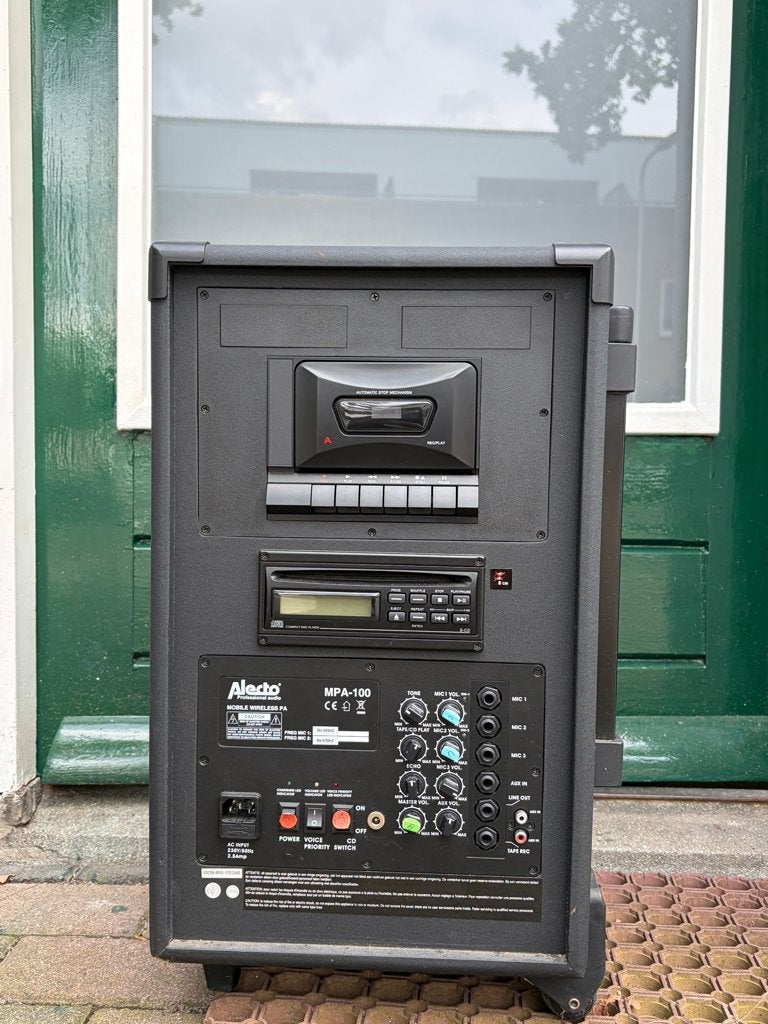 Geluidset-Alecto MPA-100 Professional Mobile Wireless PA, Gebruikt, Party speaker, 60 tot 120 watt, Inclusief kabels