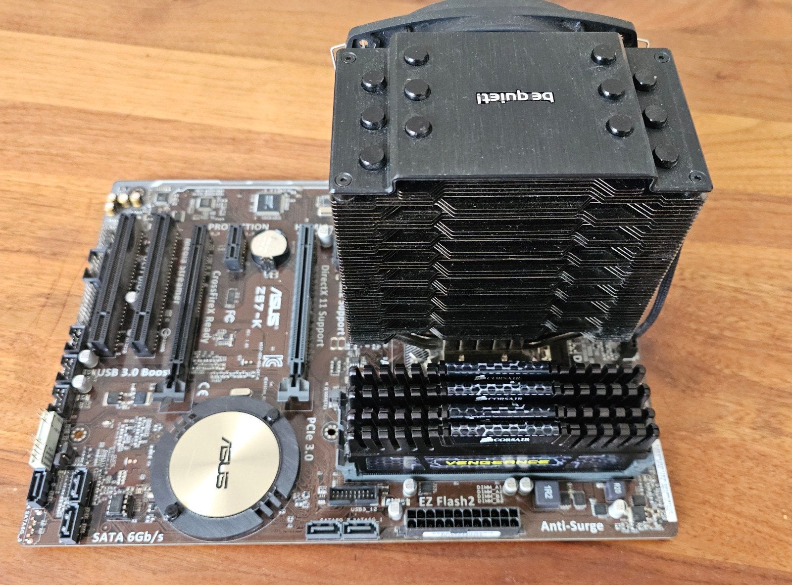 ASUS Z97-K Moederbord, Intel Core i7-4770K CPU met 24GB RAM, Computers en Software, Moederborden, Gebruikt, DDR3, Ophalen of Verzenden