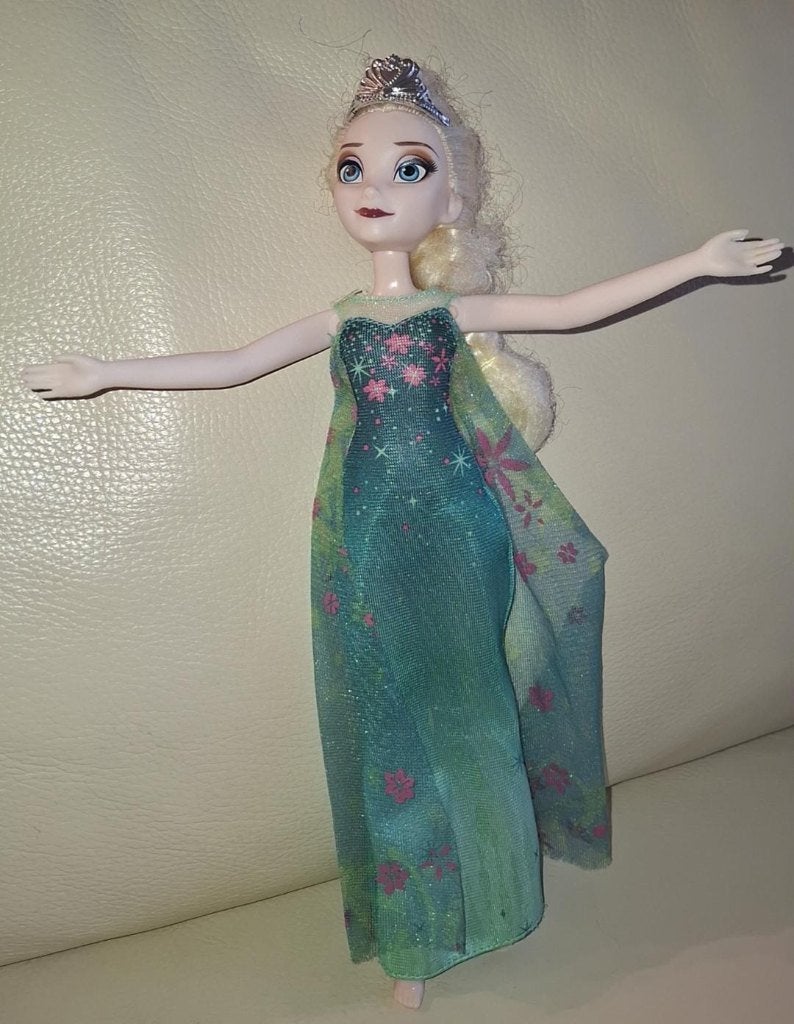 Frozen poppen / Christoff, Elsa en Anna, Ophalen, Zo goed als nieuw, Babypop