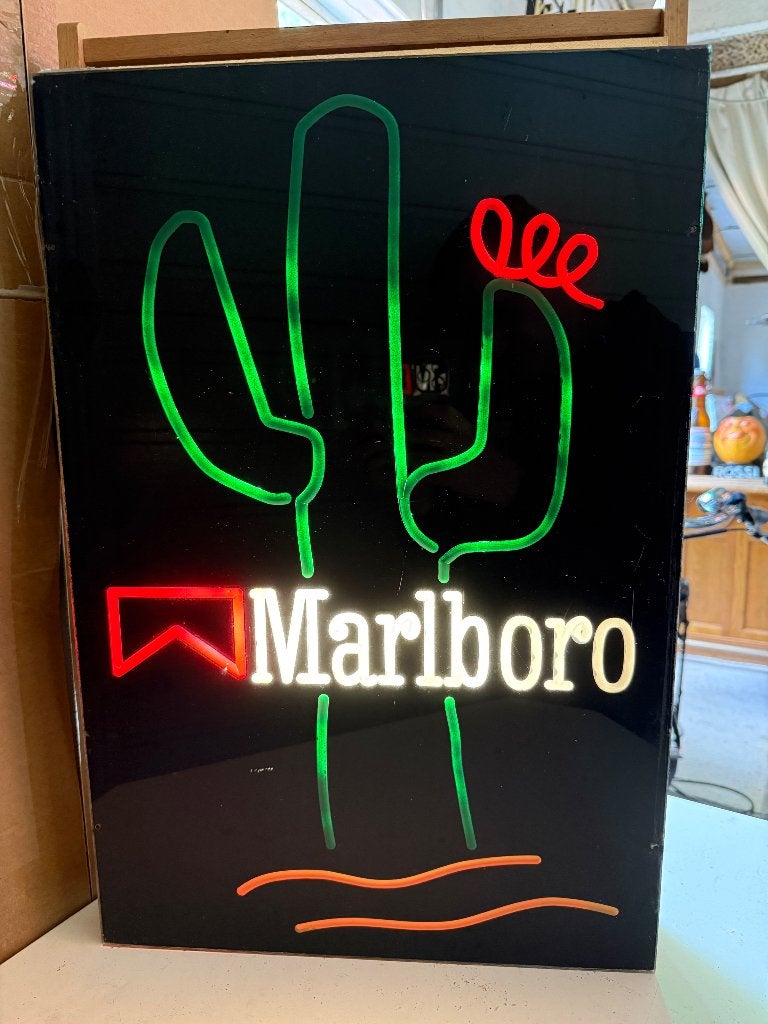 Marlboro lichtbak reclame plaat geen neon tabak vintage, Ophalen of Verzenden, Gebruikt, Lichtbak of (neon) lamp