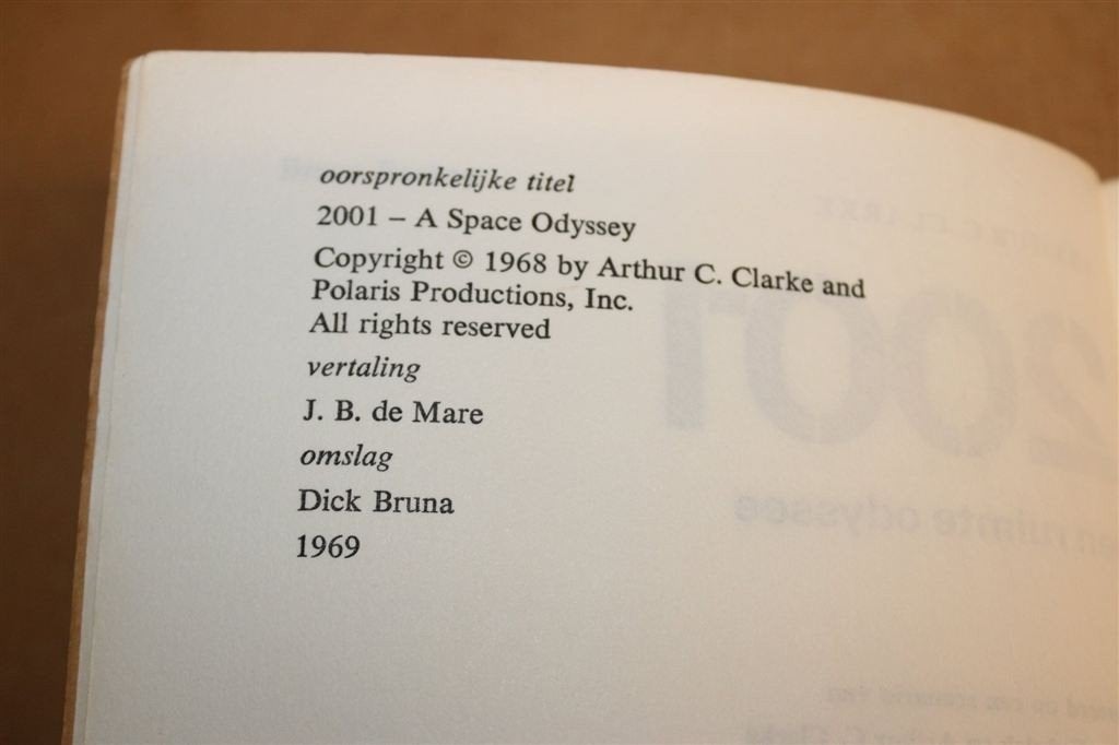 2001, Een Ruimte Odyssee — Arthur C. Clarke, 1e druk 1969, Boeken, Ophalen of Verzenden, Gelezen