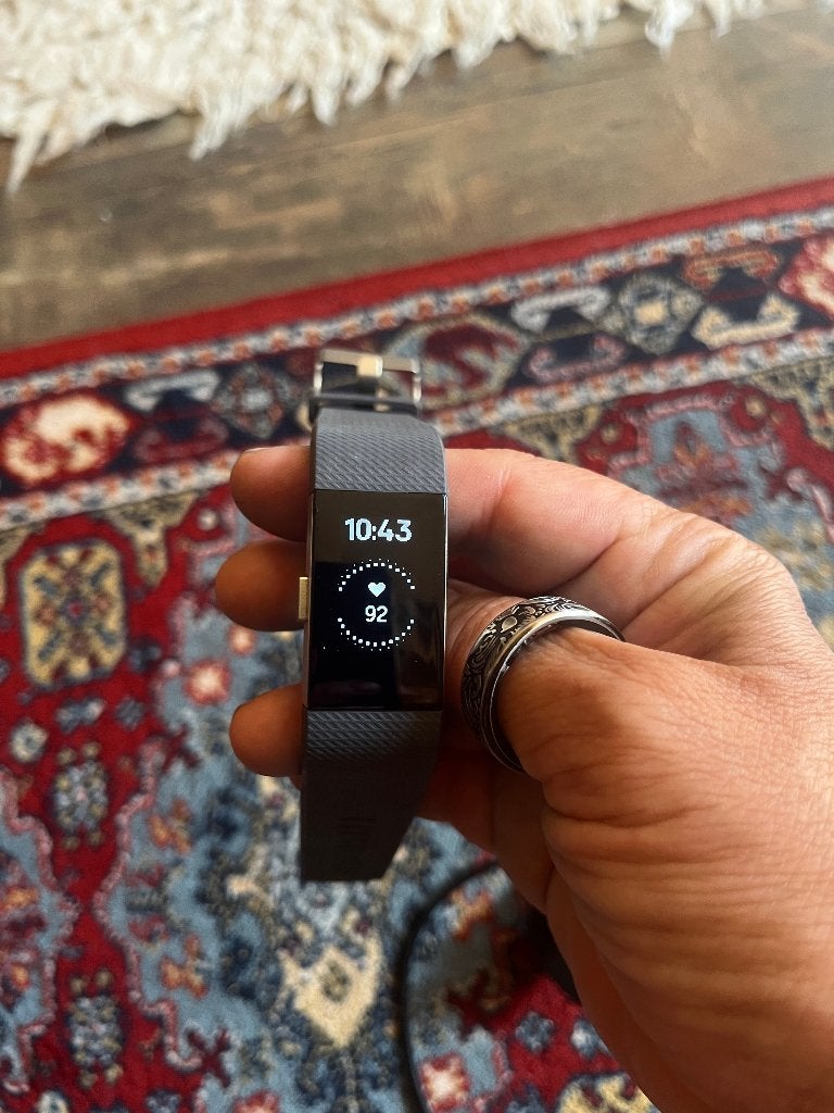 Fitbit Charge 2 met splinternieuw grijs bandje nu 39,99€, Gebruikt, Zwart, Ophalen of Verzenden, Fitbit