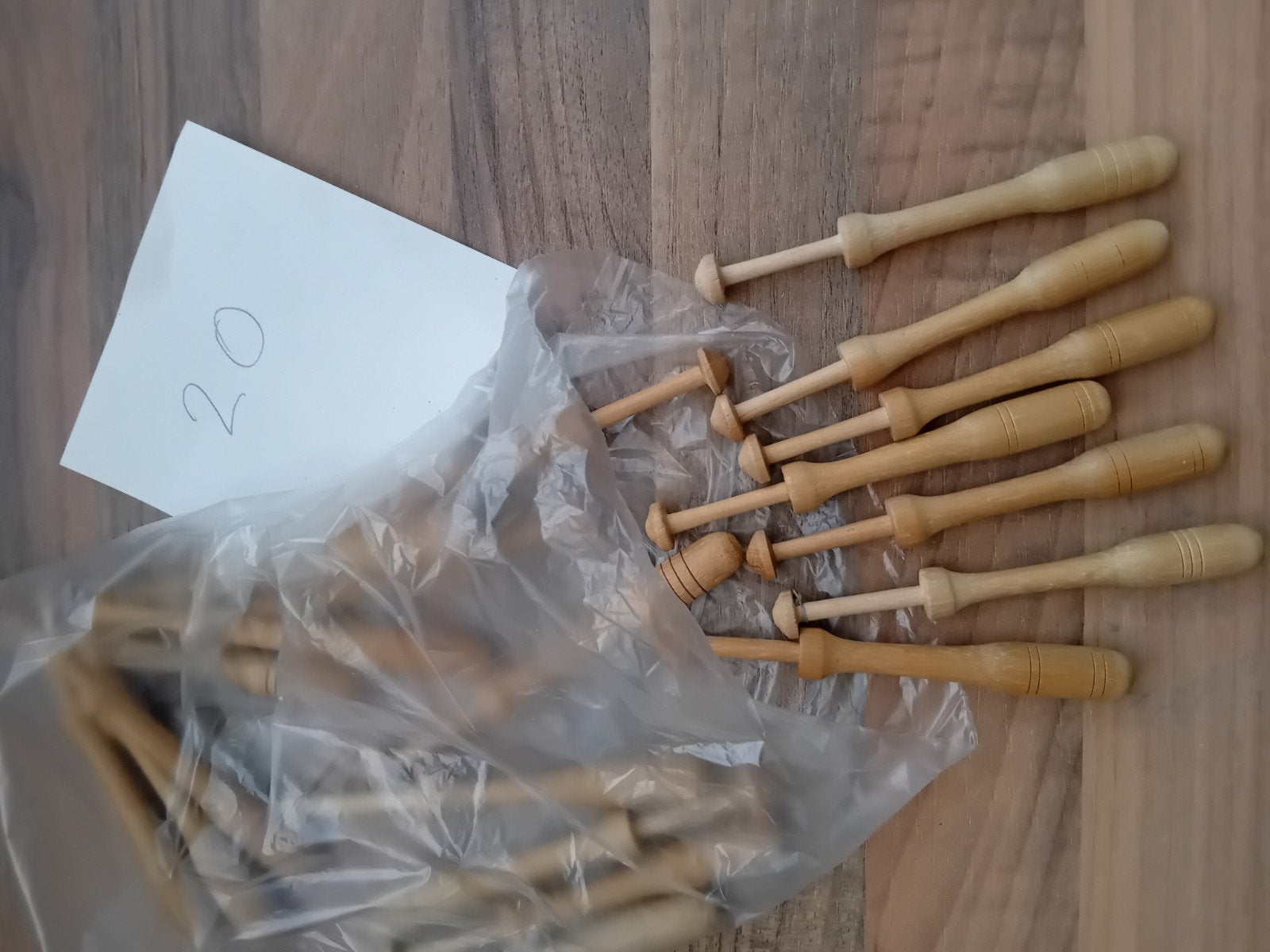 20 houten klosjes voor kantklossen, Ophalen of Verzenden, Zo goed als nieuw, Klos(sen)
